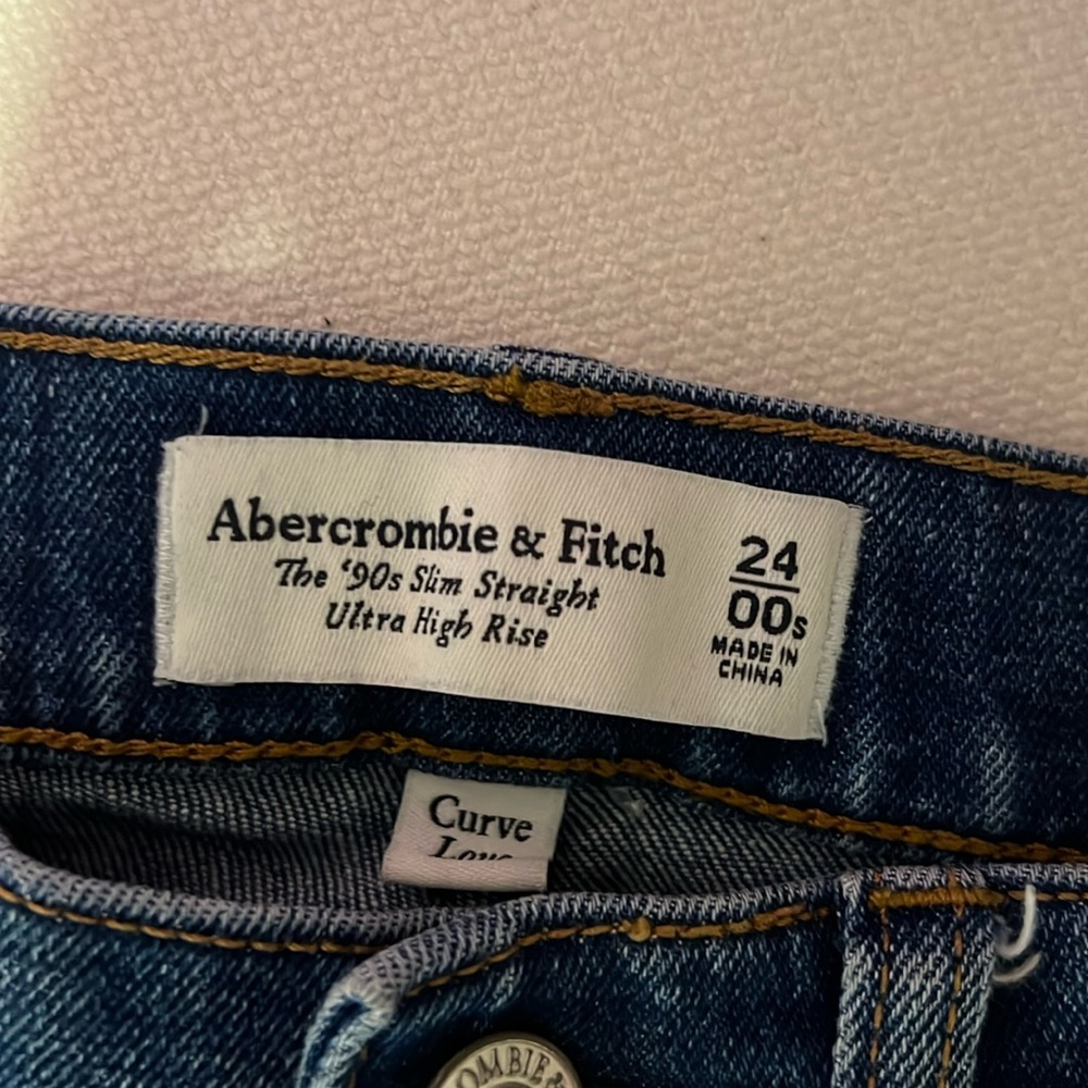 00 Abercrombie & Fitch Co. Denim Jeans!